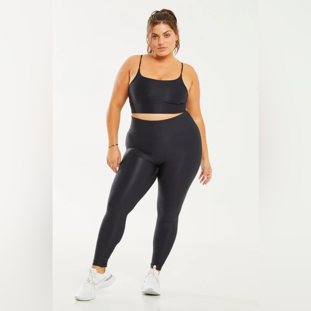 Hi Shine Booty by Brabants leggings and top